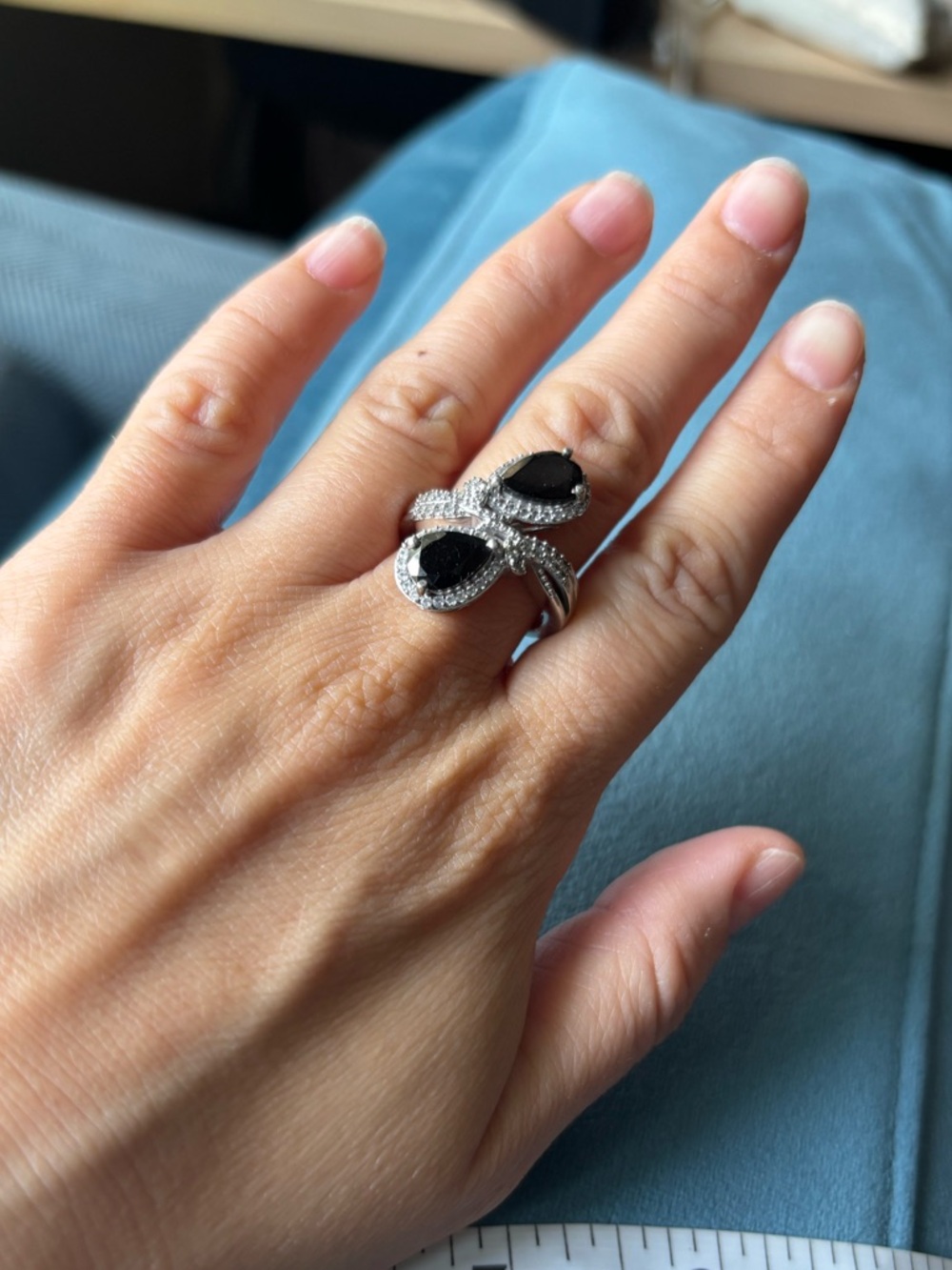 Elegant Onyx and White Topaz Sterling Silver Ring Size 6